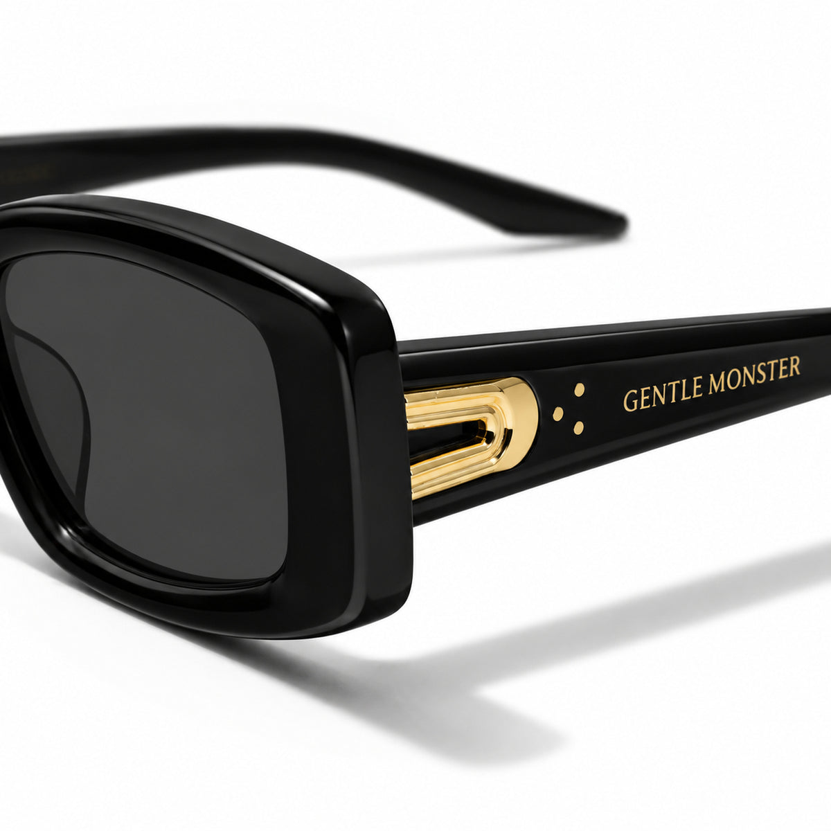 Gentle Monster Ash 01 Sunglasses — AI-assisted product illustration 08