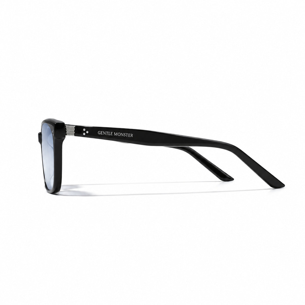 Gentle Monster Numer 01(BLG) Sunglasses — AI-assisted product illustration 04