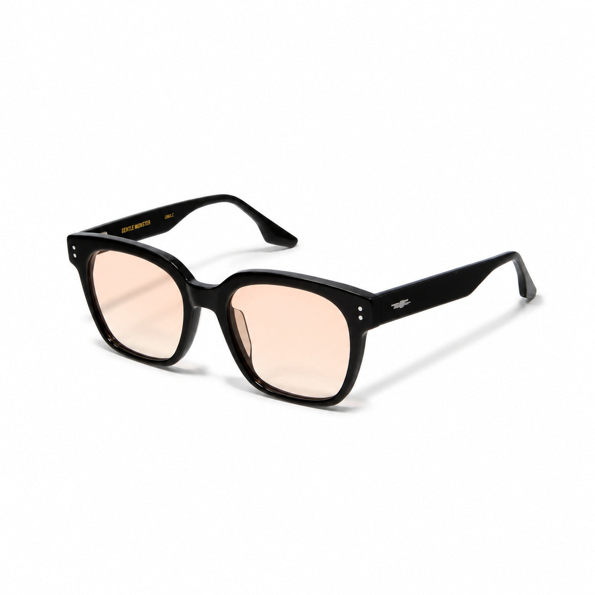 Gentle Monster Una.C N 01(OR) Tinted Eyewear — AI-assisted product illustration 02