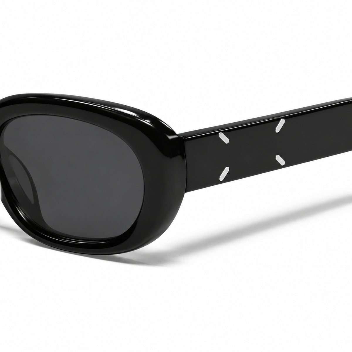 Gentle Monster x Maison Margiela MM004 01 Sunglasses — AI-assisted product illustration 08