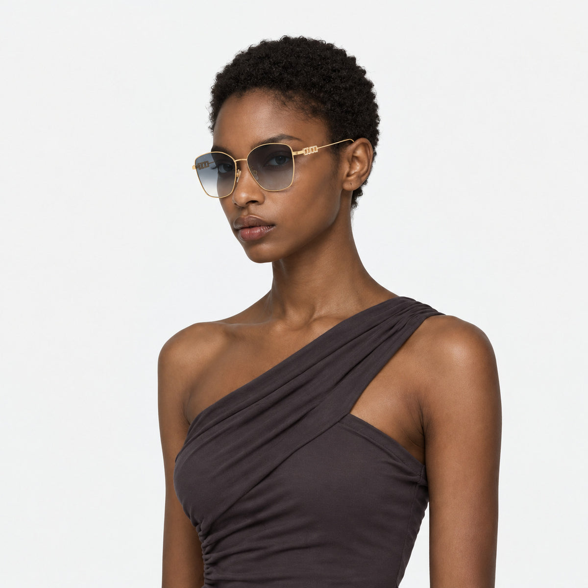 Gucci GG1914SA 001 Sunglasses — AI-assisted styling visualization 10