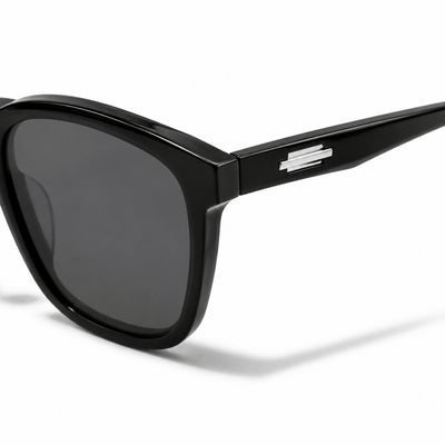 Gentle Monster Jackie 01 Sunglasses — AI-assisted product illustration 08