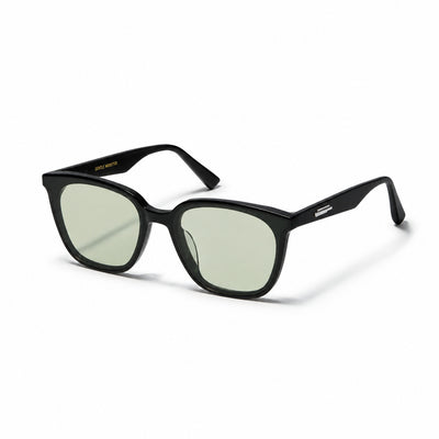 Gentle Monster Lilit 01(K) Sunglasses — AI-assisted product illustration 02