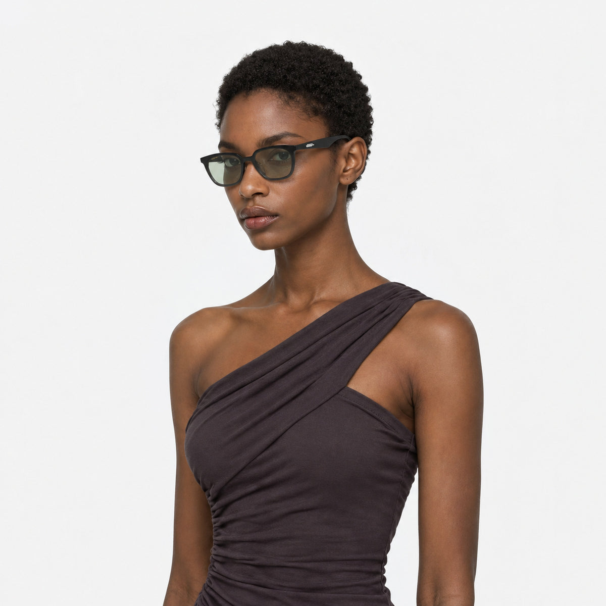 Gentle Monster Lilit 01(K) Sunglasses — AI-assisted styling visualization 10