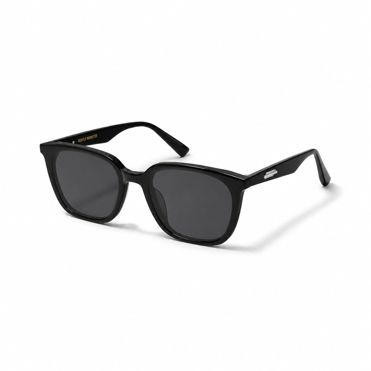 Gentle Monster Lilit 01 Sunglasses — AI-assisted product illustration 02