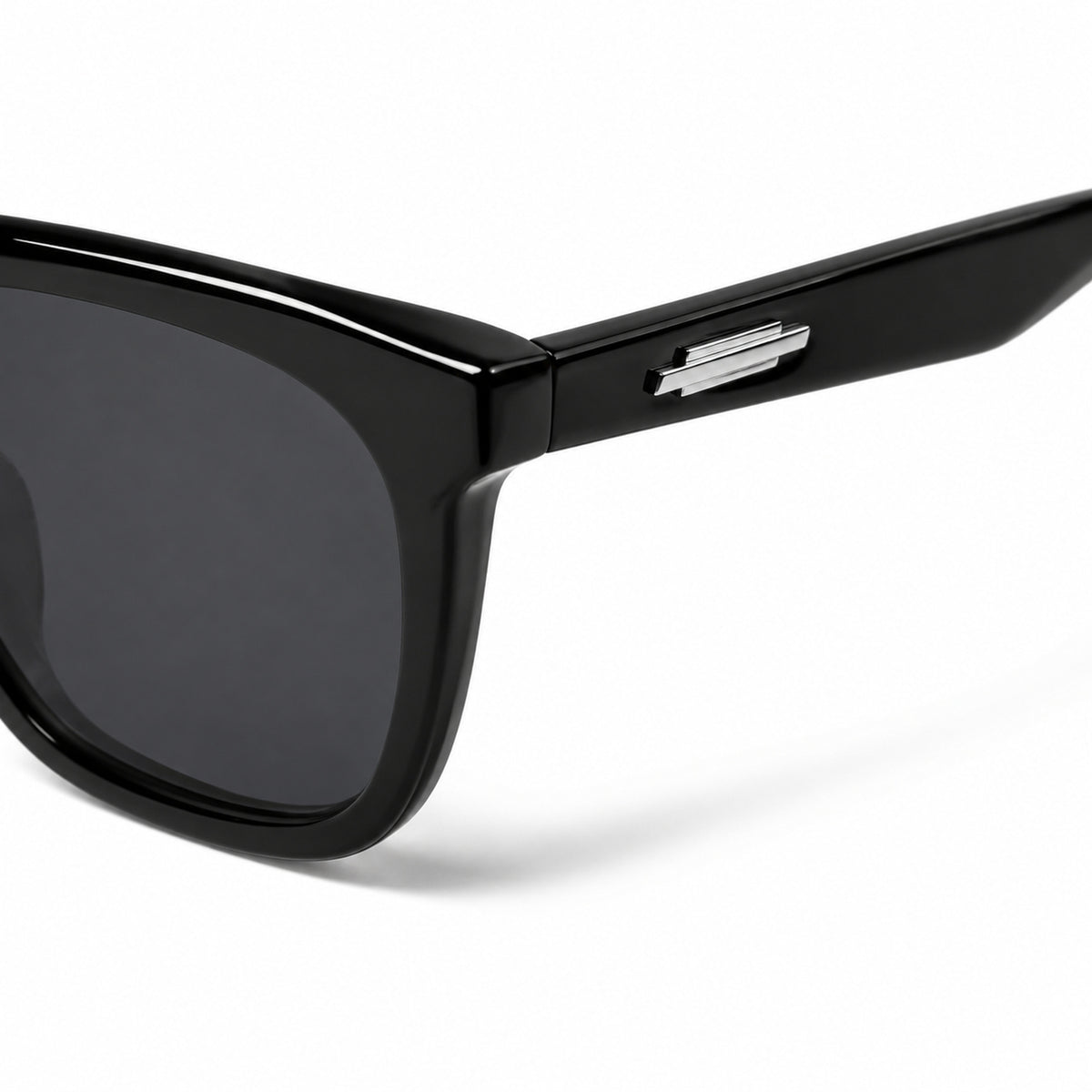 Gentle Monster Lilit 01 Sunglasses — AI-assisted product illustration 08