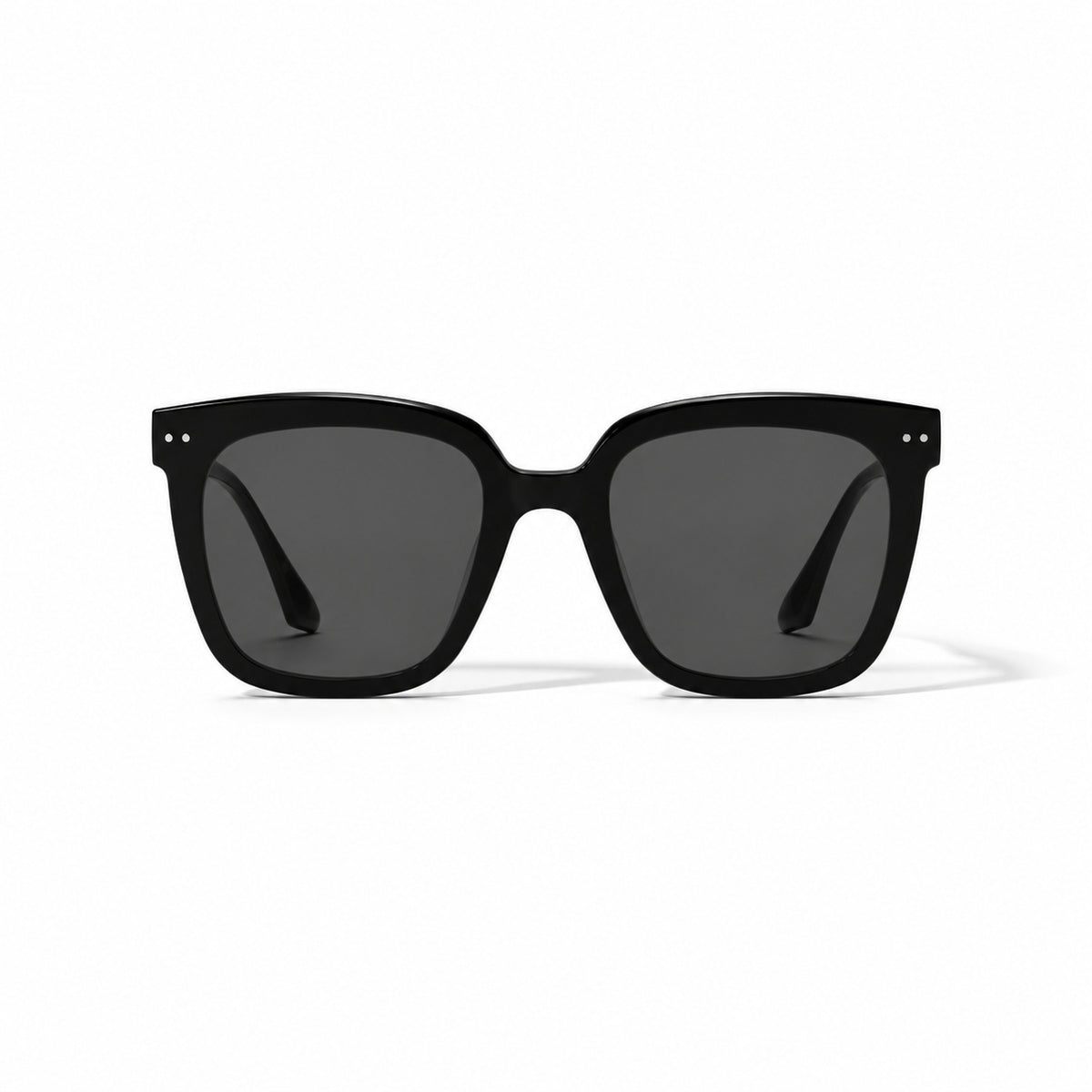 Gentle Monster Lo Cell 01 Sunglasses — AI-assisted product illustration 01