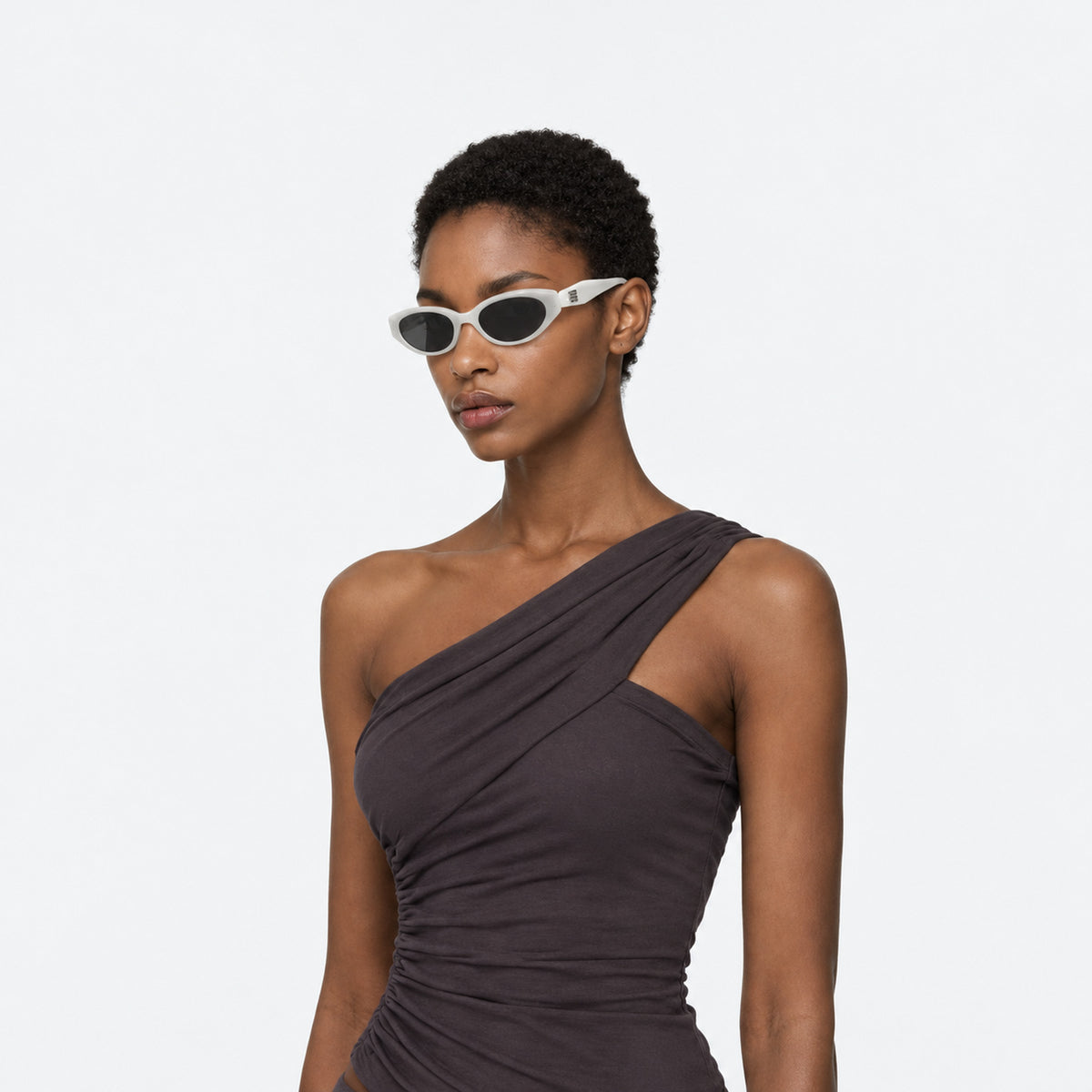 Gentle Monster Rococo W2 Sunglasses — AI-assisted styling visualization 10