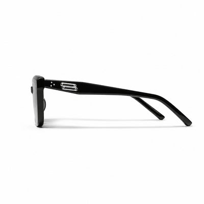 Gentle Monster Tote 01 Sunglasses — AI-assisted product illustration 04