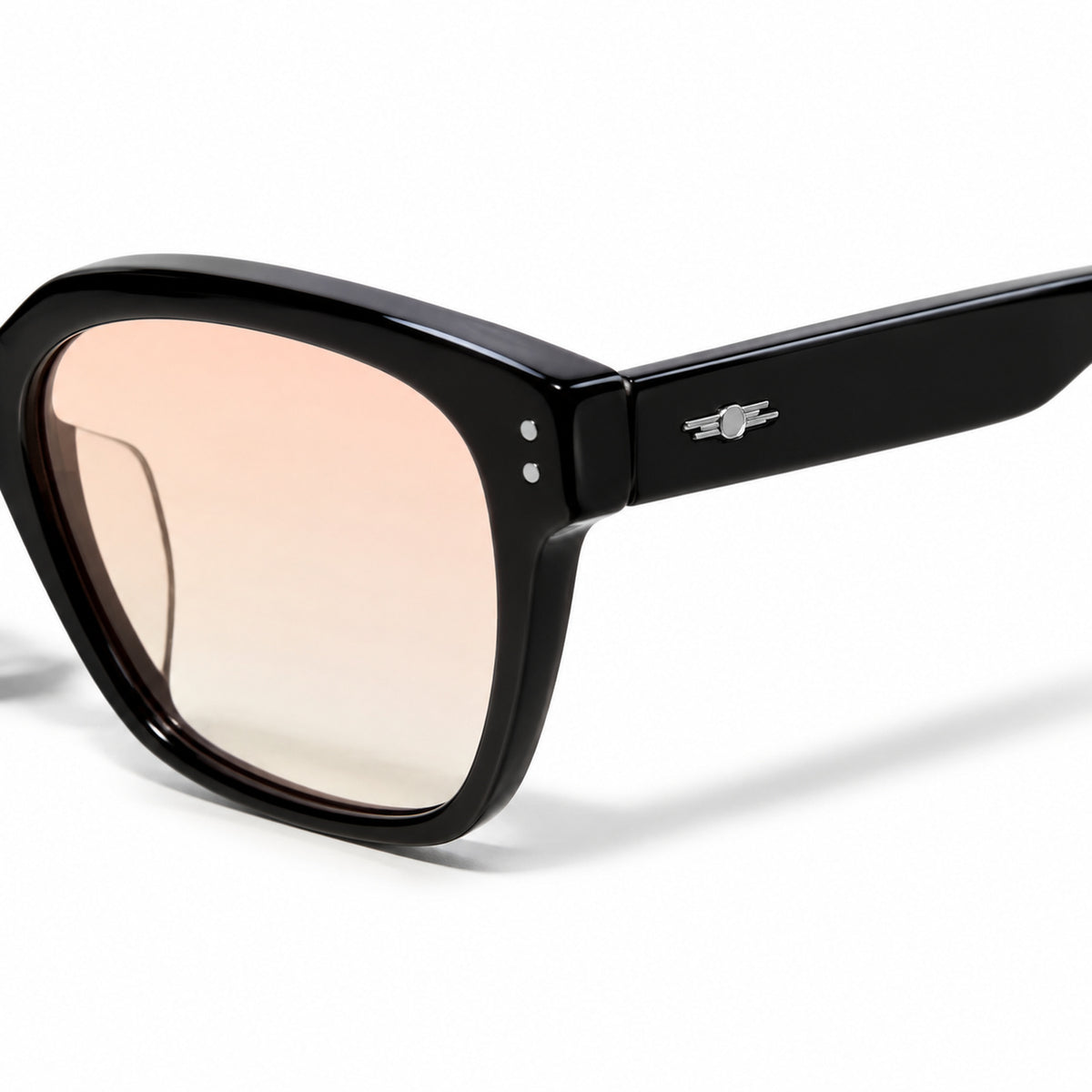 Gentle Monster Una.C N 01(OR) Tinted Eyewear — AI-assisted product illustration 08