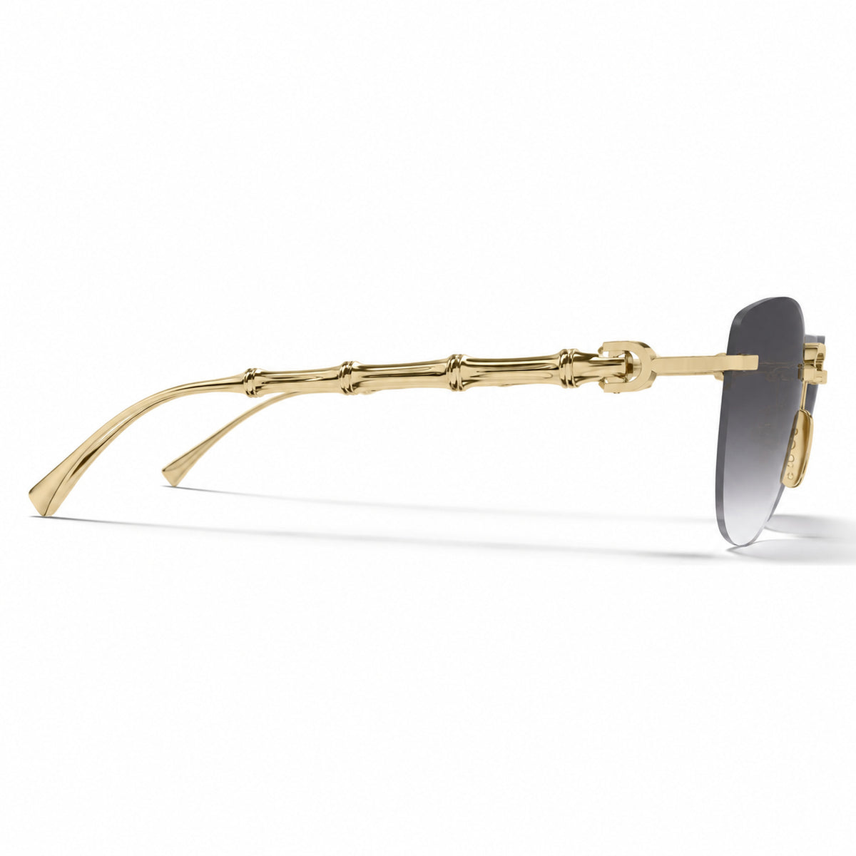 Gucci GG2063S 001 Sunglasses — AI-assisted product illustration 05